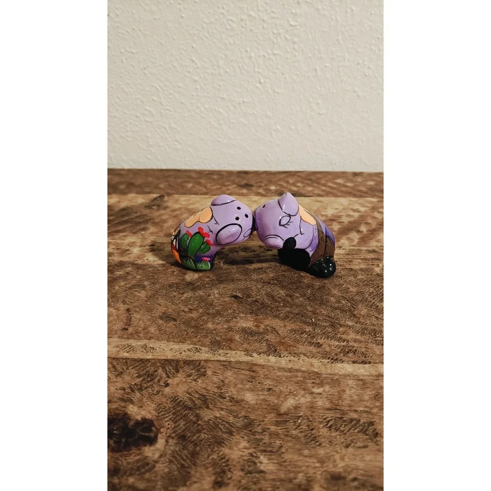 Salt & Pepper Shakers Pigs Mexican Redware Pottery ‎ Hand Painted Purple